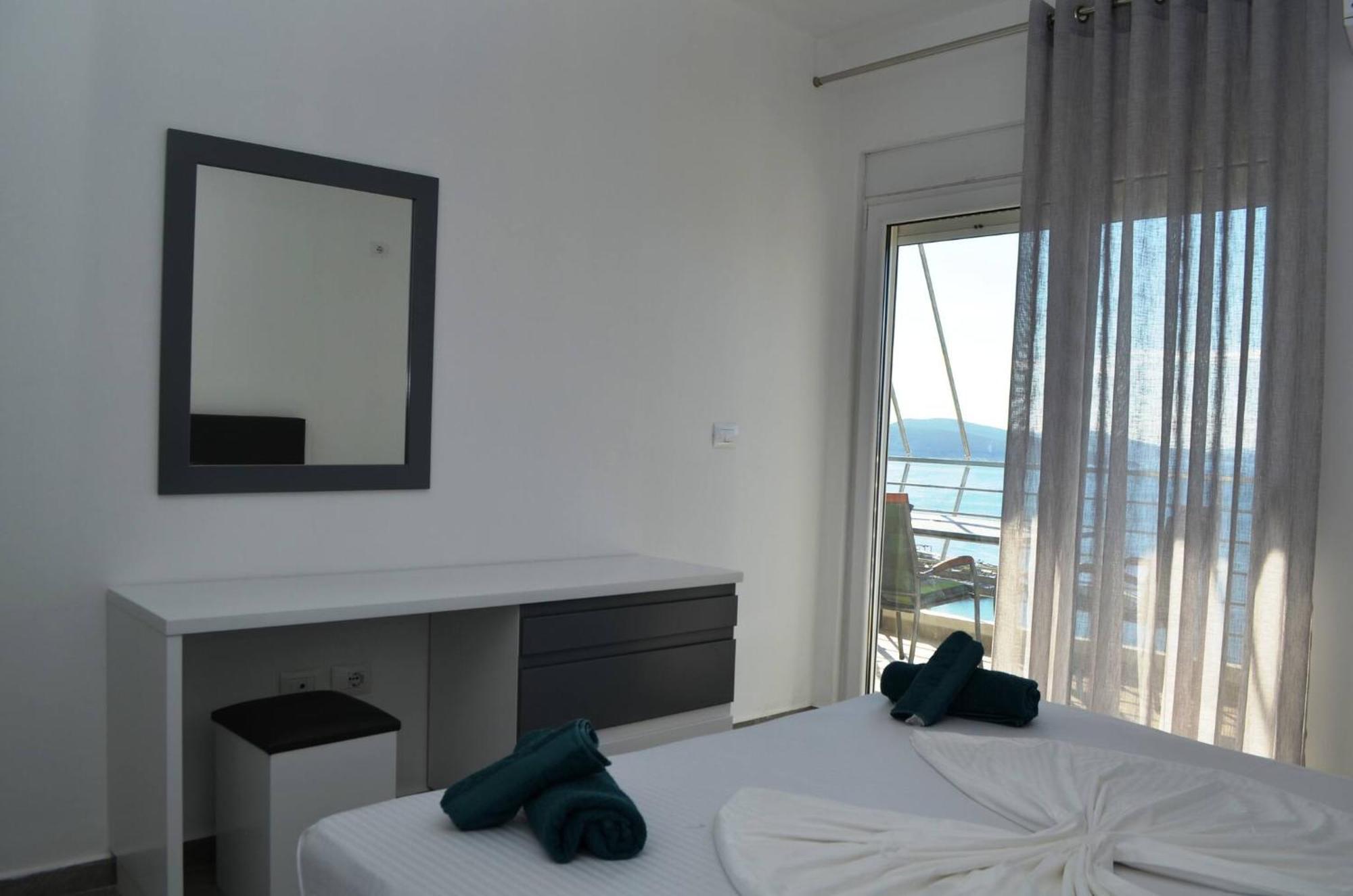 Wonderful View Apartments Saranda Zewnętrze zdjęcie